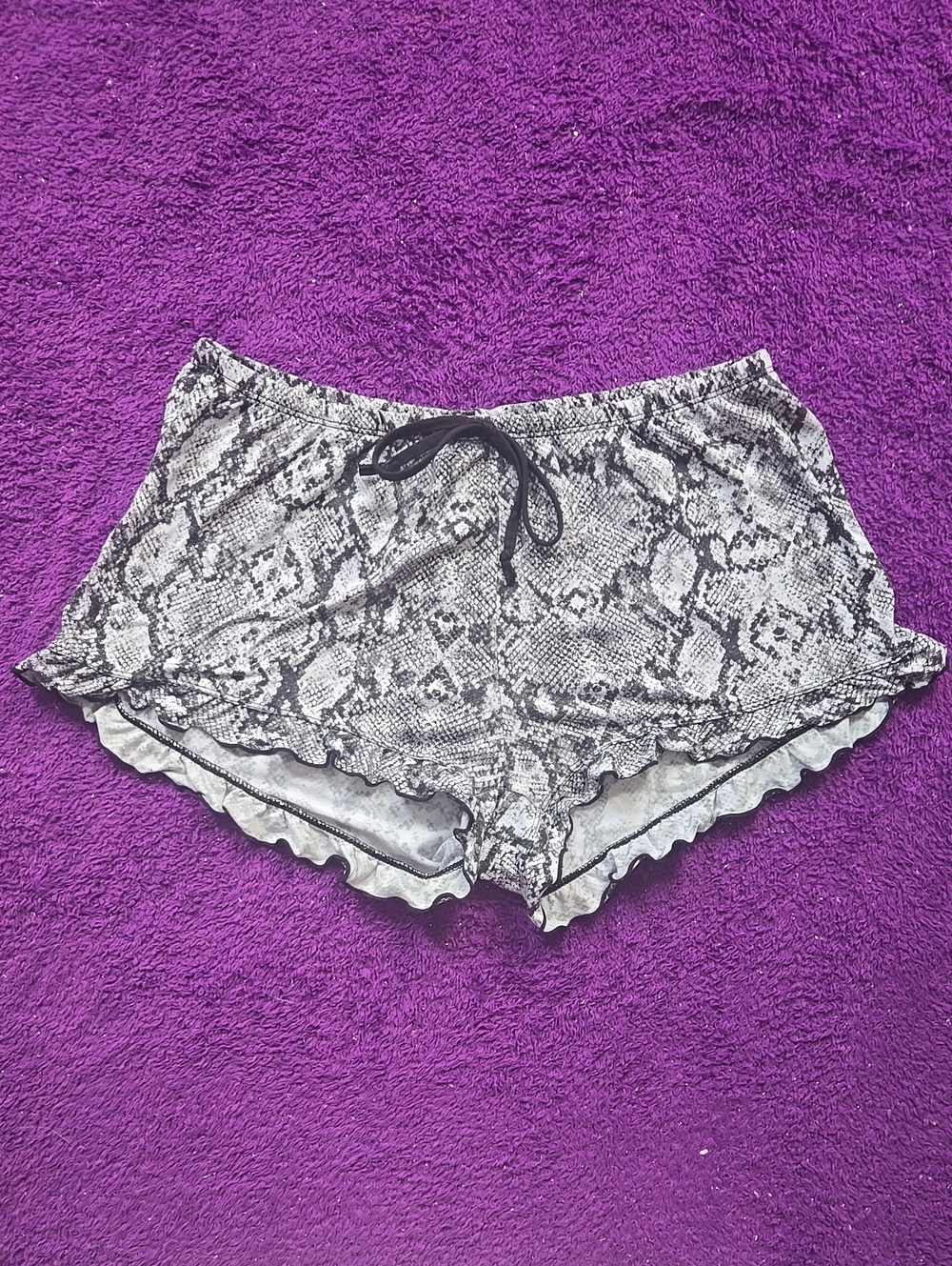 XOXO Black & White Snake Print Ruffle Sleep Shorts